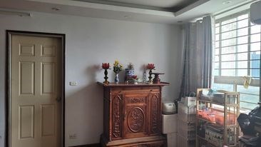 Bán gấp Chung cư Nam Chung Yên 72m sửa thành 3 ngủ được giá 2.63 tỷ.