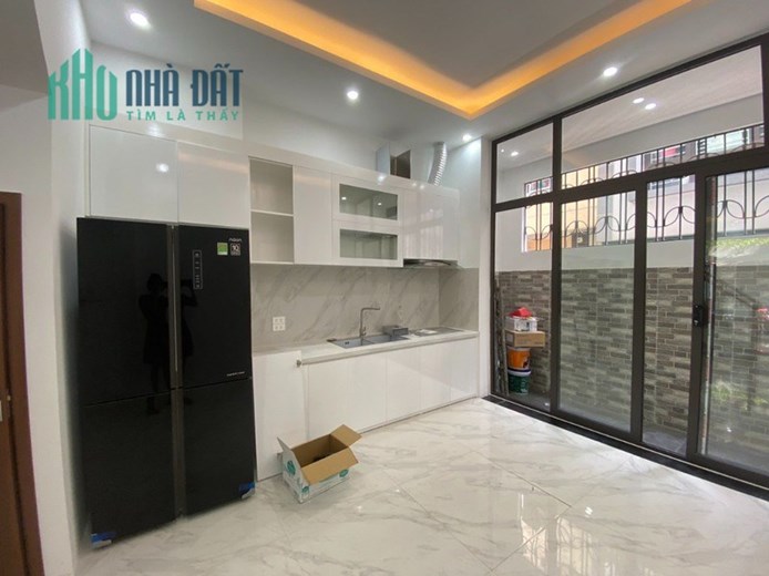 NHÀ GIẢM 3 TỶ GIÁ CHÀO Quận 11, HẺM CỰC RỘNG, 84 m2, 1 CĂN RA MẶT TIỀN