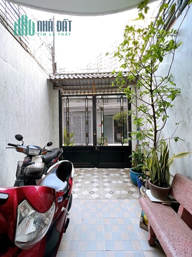 Bán Nhà - hẻm Xe Tải - Quận 4 - 48m2 - 4 Tầng - Kinh Doanh Sầm Uất