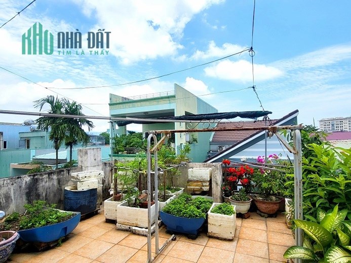 Gấp bán nhà Đặng Thùy Trâm, 3 tầng cứng cáp, 70m2 chỉ 3.x tỷ. 0905.880.363