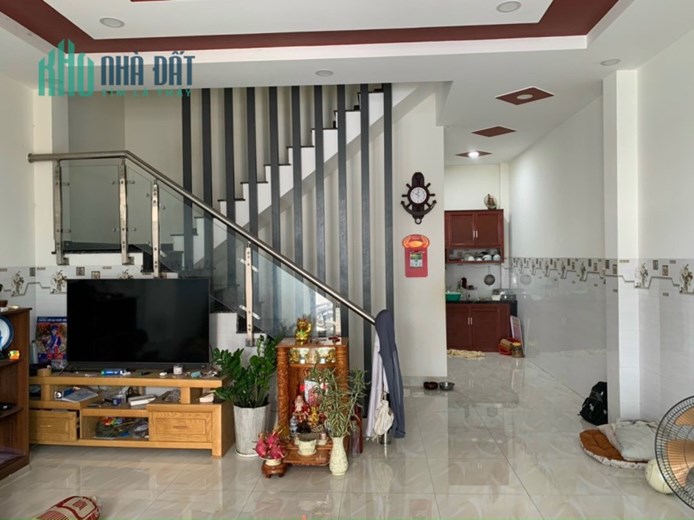 Bán Nhà Xã Diên Phú. Diên Khánh ✔️ Ngay khu dân cư nhiều nhà mới xây .
✔️Cách đường Hương Lộ 45 70m