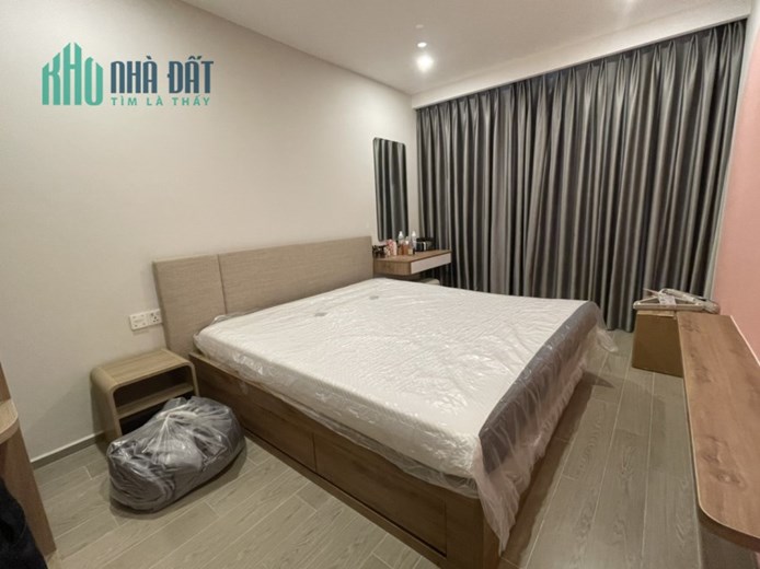 Chính chủ cần bán 2 căn The Sóng 72m2 và 45m2 full nt, có sẳn hđ thuê 9-25 tr/th-0932234316
