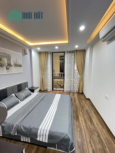 Bán nhà Thanh Xuân Bắc, Thanh Xuân, 40m2, 5 tầng, gara ô tô, phân lô nhỉnh 6 tỷ
