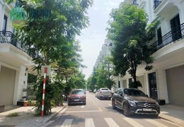 NHÀ THẬT - GIÁ THẬT - ẢNH THẬT 100% BÁN THẬT BÁN NHÀ  LUXURY KIẾN HƯNG HÀ ĐÔNG

  DIỆN TÍCH