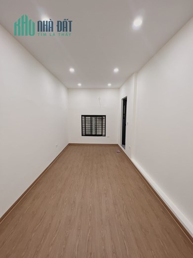 BÁN NHÀ NGÕ PHỐ TÔN ĐỨC THẮNG ĐỐNG ĐA HÀ NỘI. NHÀ MỚI , GẦN PHỐ , TIỀN NHỎ CHỈ 3.2 TỶ