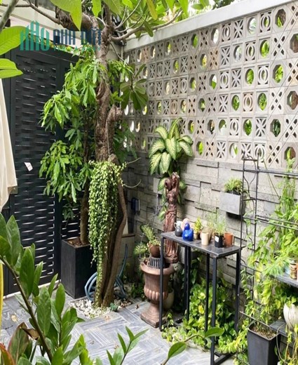 Mặt tiền Nguyễn Khuyến,4,5x15m,6 tầng sân để oto, thang máy. 10,5 tỷ.