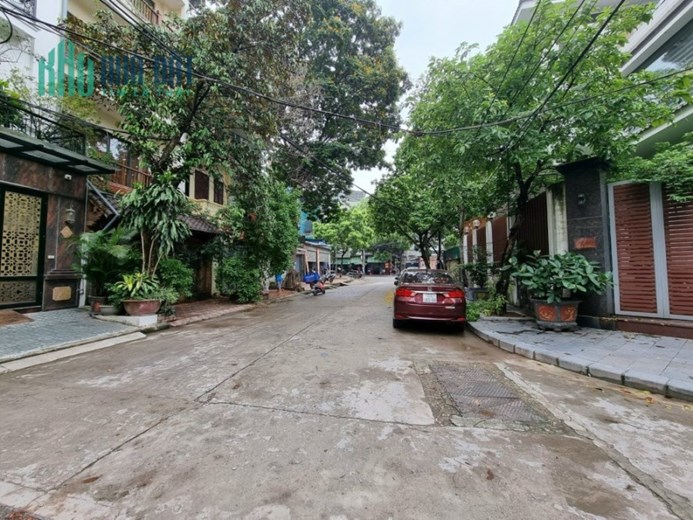 Bán nhà Xuân La, Tây Hồ. 100m2x7; giá 23 tỷ. Phương