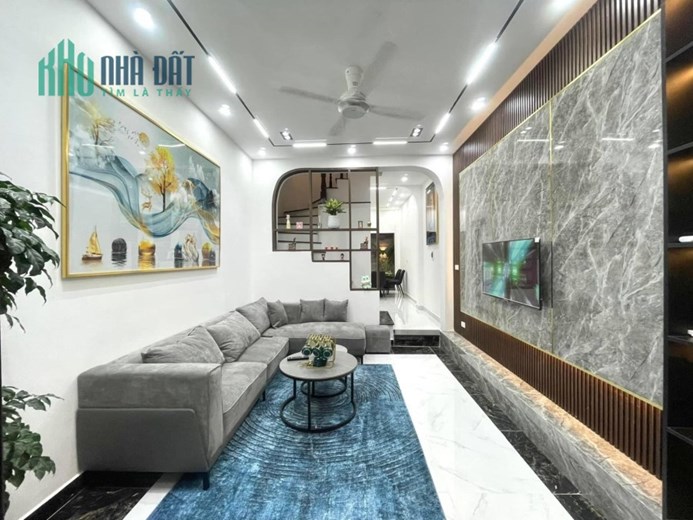 Bán gấp nhà phố Khương Trung, Thanh Xuân. 35m2 x 5 Tầng. NGÕ THÔNG, Ô TÔ. 5 Tỷ. 0968084286