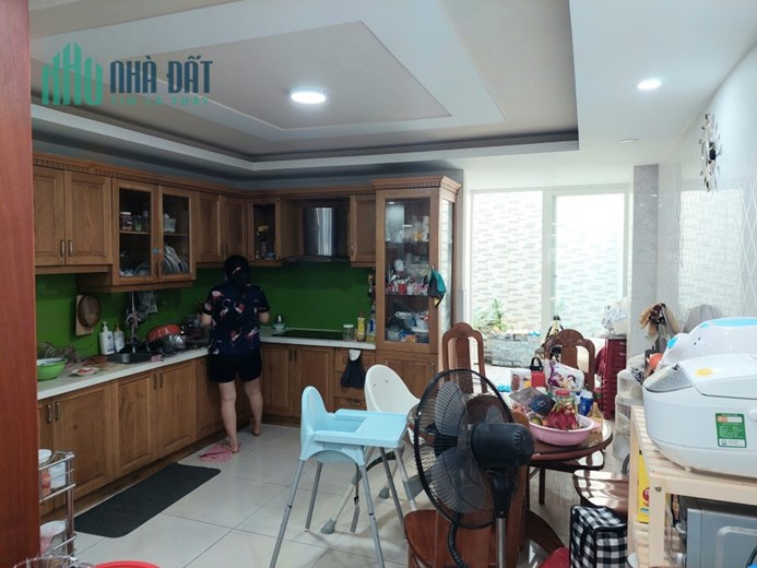 Bán Nhà Siêu Đẹp Hẻm 8m Nguyễn Sỹ Sách P15 Tân Bình, 94m2, 5 tầng, 8,6 Tỷ