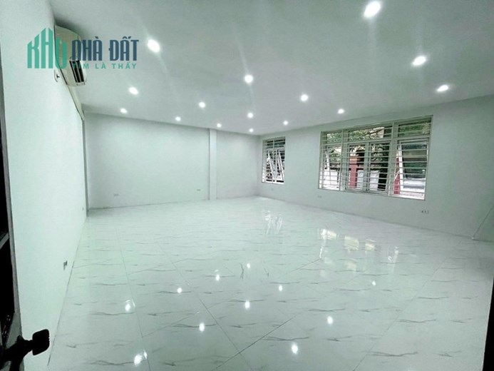Bán Tòa nhà Quan Hoa, Cầu Giấy. 191m2x9; MT10m; giá 101 tỷ. Phương
