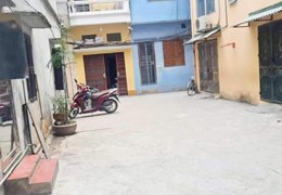 Chủ nhà nhờ bán gấp nhà mới phố Tô Hiệu giá chỉ 4 tỉ