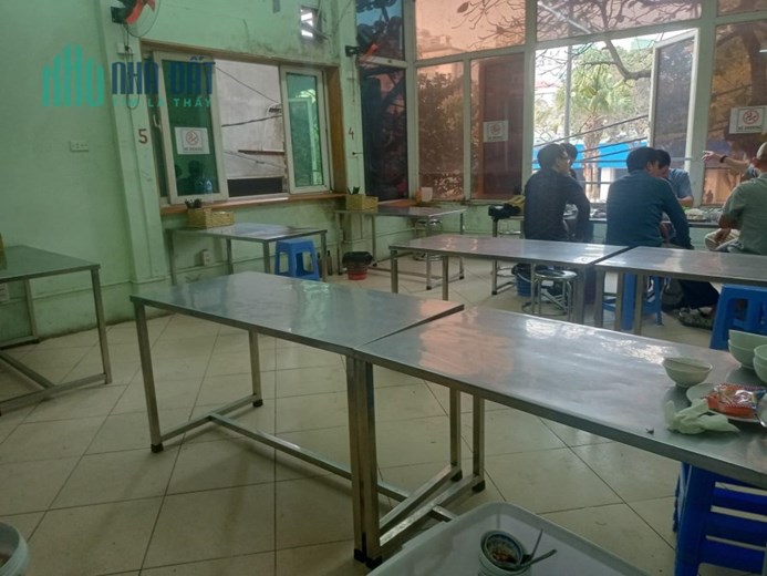 MẶT PHỐ HOÀNG QUỐC VIỆT – CẦU GIẤY. 42m2, MT 5.2m, nở hậu. DÃY LẺ