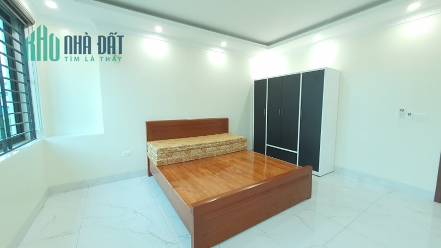 Căn nhà 2 mặt tiền 5 phòng ngủ tại Liên Bảo,Vĩnh Yên giá : 23 triệu/ tháng.Liên hệ: 0986.454.393
