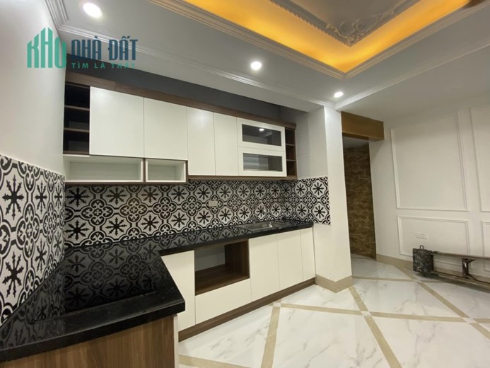 HIẾM! Lô góc, đẹp ở ngay, 1 nhà ra ô tô, Phạm Ngọc Thạch, Phương Liên nhỉnh 7 tỷ