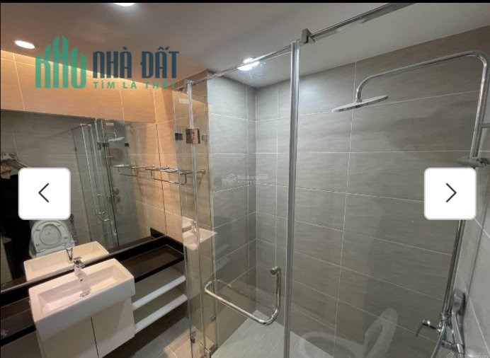 Chính chủ bán căn hộ 2 phòng ngủ DT 72m2,  tại  Discovery Central 67  Trần Phú, Ba Đình, HN.