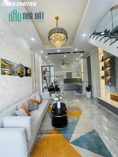 Bán nhà lầu sau chợ Phú Mỹ_ mới 100% vào full nội thất