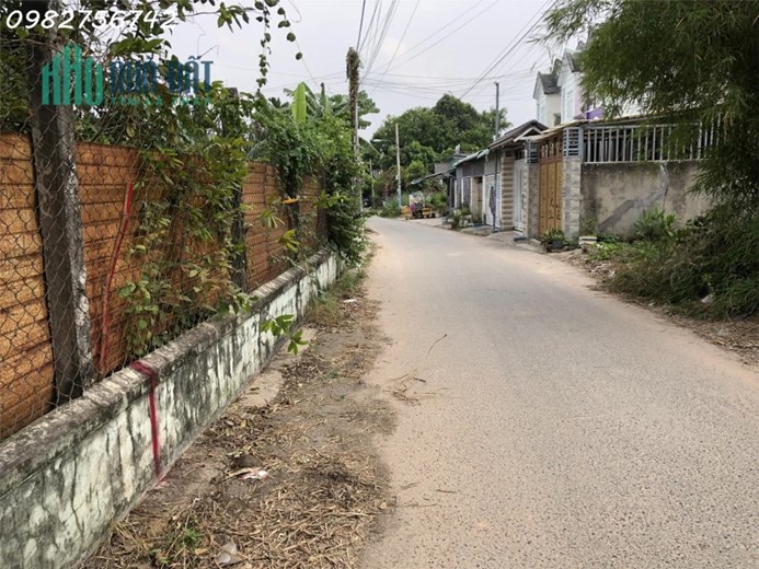 Đất thổ cư hẻm đường Nguyễn Thị Minh Khai_ đường nhựa thông thoáng