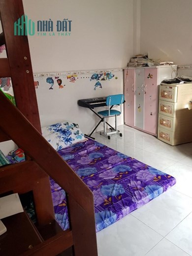 Mua nhà tặng nội thất. Tân Kỳ Tân Quý. Tân Phú. Ngang 5m. Nhỉnh 3 Tỷ.