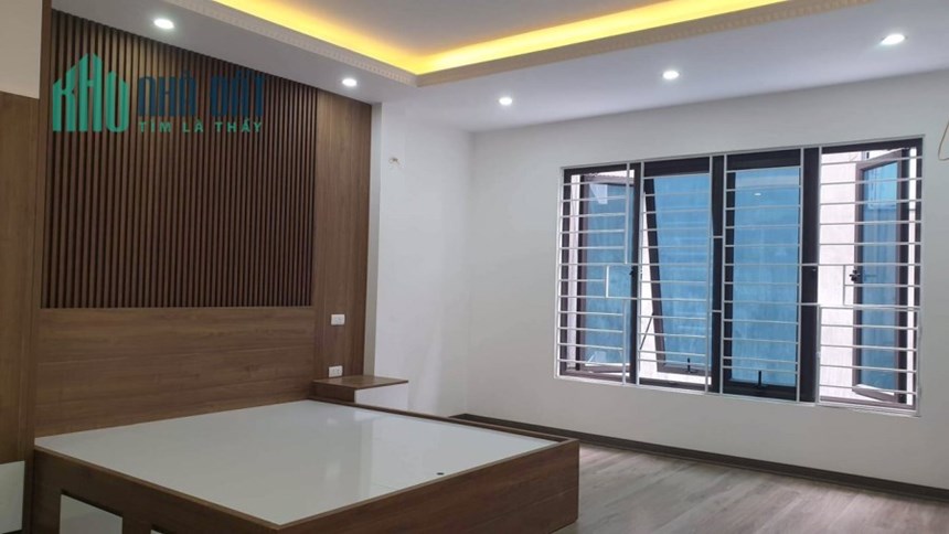 Bán nhà Thụy khuê, Tây Hồ. 36m2x6; giá 5.85 tỷ. Phương
