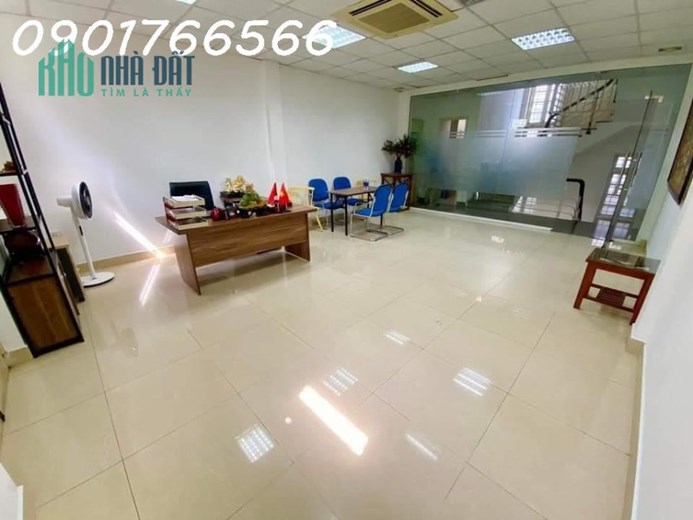 Siêu hiếm, Bán Nhà Mặt phố Hoàng Cầu, Trung tâm Đống Đa, 128m, 5 tầng, Giá 35 tỷ