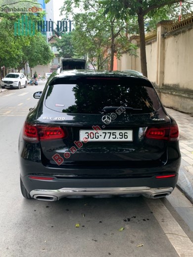 Xe Mercedes Benz GLC 200 4matic 2020 lạc long quân Hà Nội
