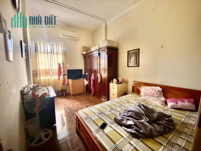 Mua bán nhà nguyên căn Phúc Xá Ba Đình giá rẻ 12 tỷ 4(thương lượng)-2ô Tô tránh- Spa- Nail _ KD