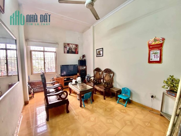 Mua bán nhà nguyên căn Phúc Xá Ba Đình giá rẻ 12 tỷ 4(thương lượng)-2ô Tô tránh- Spa- Nail _ KD