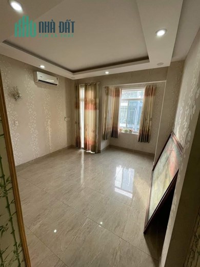 NHÀ ĐƯỜNG SỐ TÂN QUY, TRUNG TÂM QUẬN 7, 2 TẦNG, 5.3X15M, NHỈNH 8 TỶ