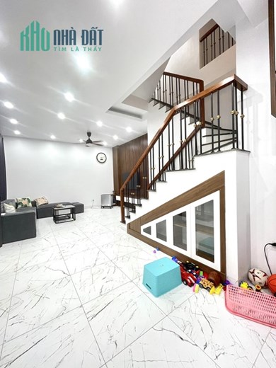 BÁN NHÀ PHỐ NGUYỄN NHƯ ĐỔ TRUNG T M ĐỐNG ĐA 4M5 X 40M2 LÔ GÓC 3 THOÁNG GIÁ 7.3 TỶ