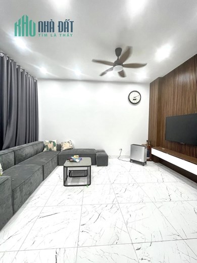 BÁN NHÀ PHỐ NGUYỄN NHƯ ĐỔ TRUNG T M ĐỐNG ĐA 4M5 X 40M2 LÔ GÓC 3 THOÁNG GIÁ 7.3 TỶ