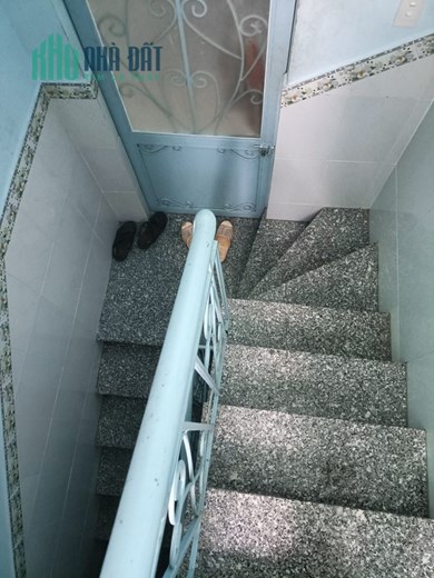 GIẢM SÂU 800TR. GIÁ CHỈ CÒN 6 TỶ - HXH BÌNH THẠNH GIÁP QUẬN 1 - 30M2 - 7 PHÒNG CHO THUÊ. DÒNG TIỀN