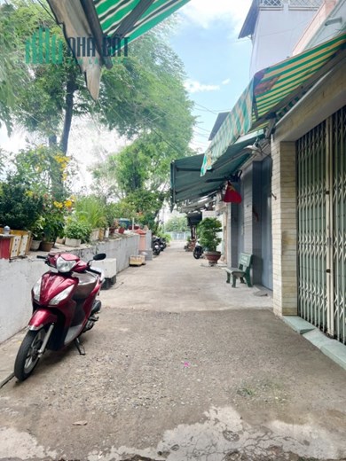 Nhà 2 tầng mặt tiền đường nội bộ Nguyễn Duy P10Q8 - Giá : 3.9 Tỷ