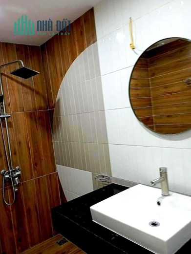 BÁN NHÀ PHỐ LẠC LONG QUÂN-OTO ĐỖ CỬA-15M RA MẶT PHỐ-NỞ HẬU-42M2-CHỈ 5,9 TỶ
