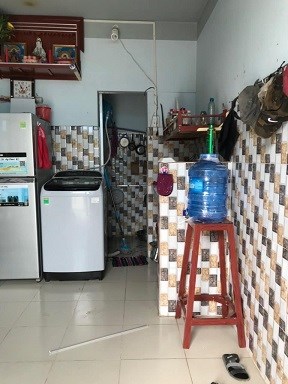 Cần tiền bán gấp nhà 4mx14m hiện đang cho thuê, giấy tờ tay ở ấp Bình Tiền 2, Đức Hòa Hạ, Long An