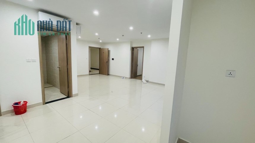Cho thuê căn 3n+1 có điều hoà nóng lạnh rèm tại Vinhomes Ocean Park LH: 0981996532.