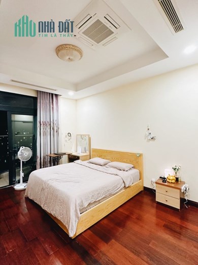 Bán nhà phố Ngọc Lâm, Long Biên, Ô tô gần, 56m2 x 4 Tầng, MT 3.5m, 4.2 Tỷ