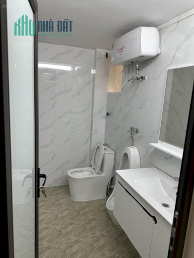 Cho thuê mặt bằng kinh doanh phố Khương Đình, Thanh Xuân 100m2 x 2 tầng