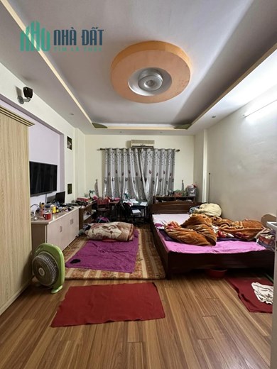 BÁN NHÀ TÂY SƠN 28M2 SIÊU HIẾM LX570 ĐỖ CỬA 3,9 TỶ.