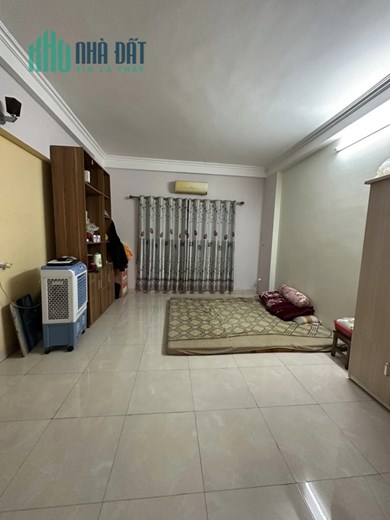 BÁN NHÀ TÂY SƠN 28M2 SIÊU HIẾM LX570 ĐỖ CỬA 3,9 TỶ.