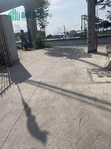 Chính chủ cần bán lô đất ngay mặt tiền xa lộ Hà Nội, phường  Linh Trung,   TP Thủ Đức