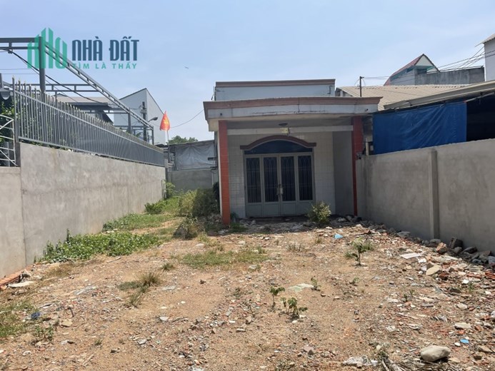 Chính chủ cần bán lô đất ngay mặt tiền xa lộ Hà Nội, phường  Linh Trung,   TP Thủ Đức