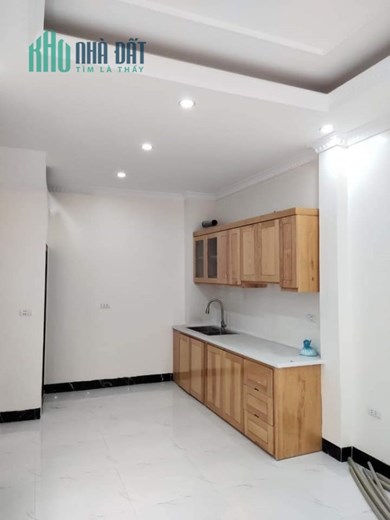 Bán căn nhà 97m2 phố Âu Cơ, Tây Hồ Gara 2 Ô tô Vỉa hè Kinh doanh đỉnh 9.8 Tỷ