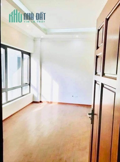 Bán căn nhà 96m2 phố Âu Cơ, Tây Hồ Ngõ Ô tô Vỉa hè Kinh doanh đỉnh 9.8 Tỷ