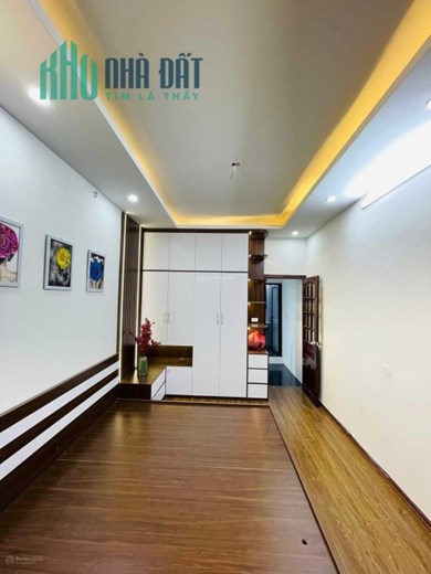Chính chủ bán nhà Đỗ Đức Dục, 35m2, 4 ngủ, ô tô, kinh doanh, 3 tỷ 9