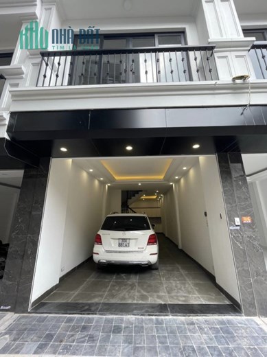 Bán nhà ngõ 130 Ngọc Thuỵ, 52m x 5T, oto Vios đỗ cửa, giá 4 tỷ 2 LH: 0936123469