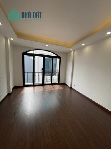 Bán nhà ngõ 130 Ngọc Thuỵ, 52m x 5T, oto Vios đỗ cửa, giá 4 tỷ 2 LH: 0936123469