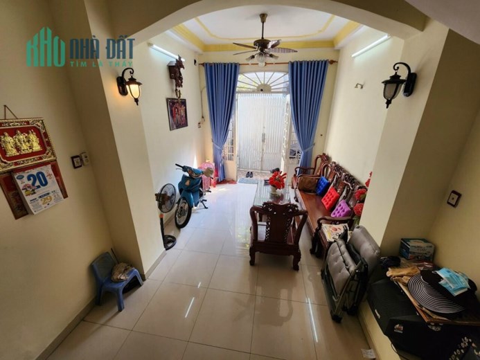Chủ Nhiệt Bán -HXH Sát Nhà,4Tầng BTCT- Hẻm Nhựa thông,Gần Chợ -Sổ Đẹp