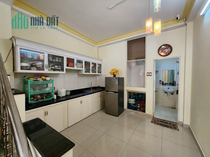Chủ Nhiệt Bán -HXH Sát Nhà,4Tầng BTCT- Hẻm Nhựa thông,Gần Chợ -Sổ Đẹp