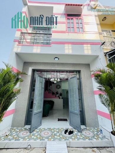 chỉ 670 TRIỆU NHẬN NHÀ Ở NGAY,gần trường Long Hoà, nhà mới xây, sổ hồng riêng