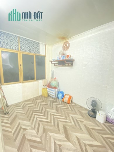 Bán nhà sổ đỏ chính chủ 5 tầng phố Hồng Mai, trung tâm quận Hai Bà Trưng